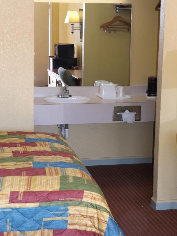 Regency Inn Concordia ภายนอก รูปภาพ